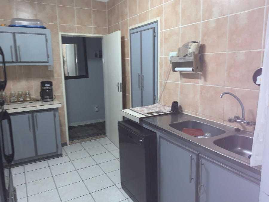 To Let 4 Bedroom Property for Rent in Wilgehof Free State